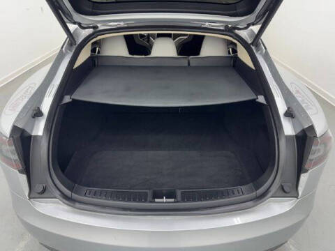 2015 Tesla Model S