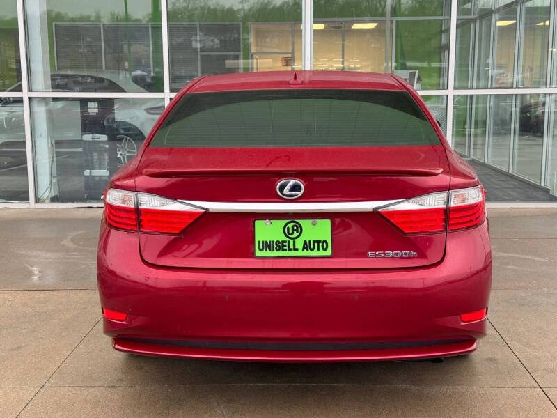 2014 Lexus ES 300h