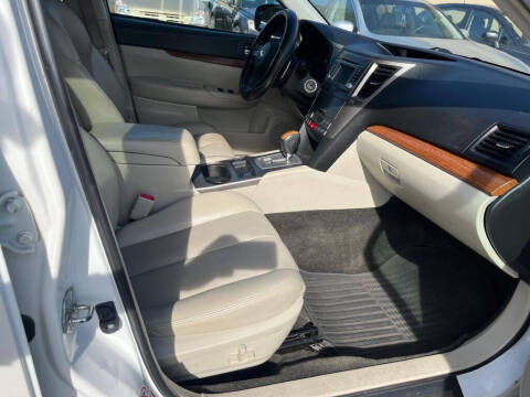 2013 Subaru Outback 2.5i Limited