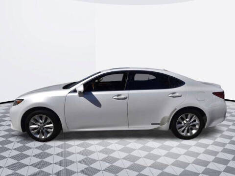 2013 Lexus ES 300h