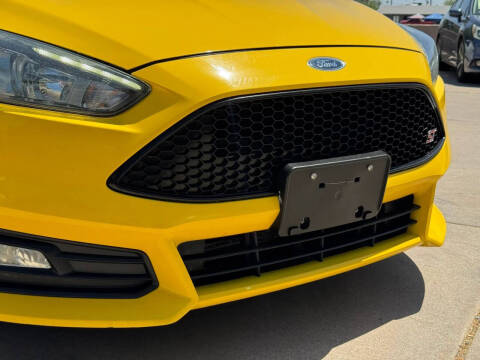 2017 Ford Focus ST