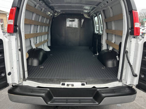 2024 GMC Savana 2500