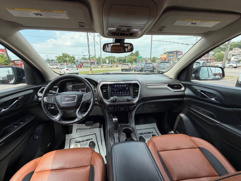 2017 GMC Acadia SLT-1