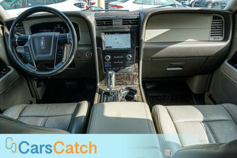 2016 Lincoln Navigator Select