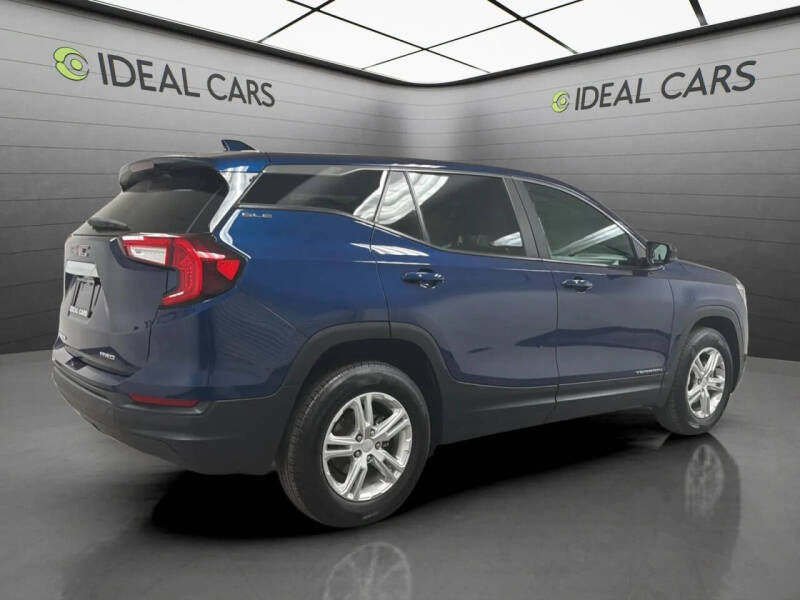 2023 GMC Terrain SLE