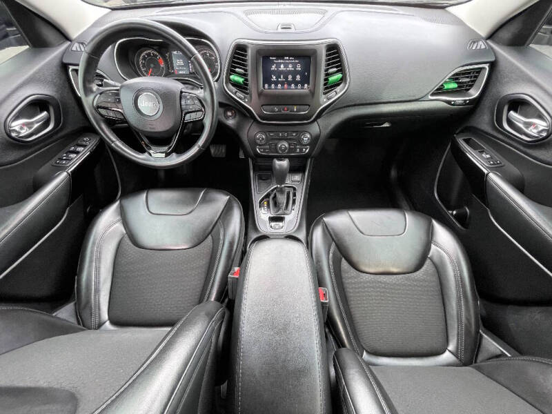 2021 Jeep Cherokee Altitude