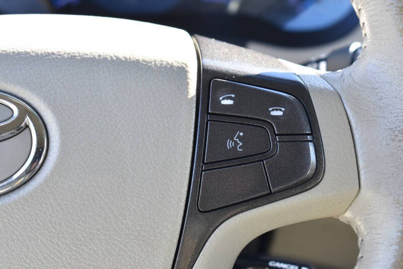 2013 Toyota Sienna Limited 7-Passenger