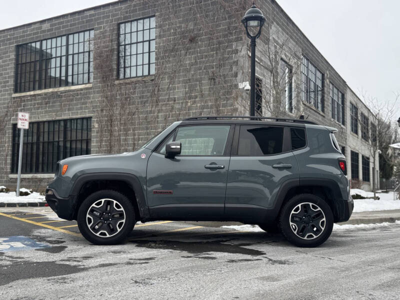 2016 Jeep Renegade Trailhawk