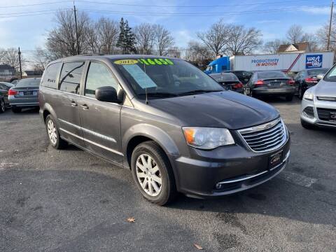 2015 Chrysler Town and Country for sale at Costas Auto Gallery in Rahway NJ