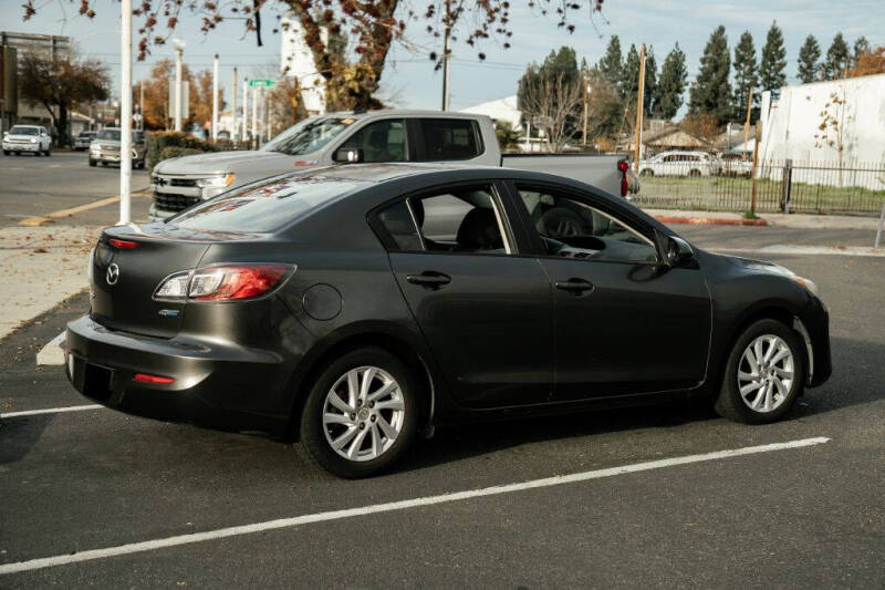 2012 Mazda MAZDA3 i Touring