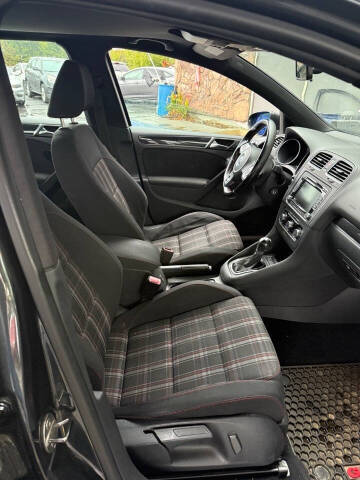 2010 Volkswagen GTI Base PZEV