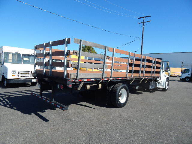 2017 Freightliner M2 106