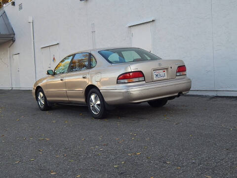 1997 Toyota Avalon XL