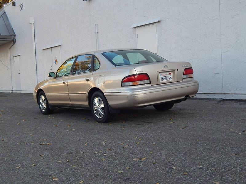 1997 Toyota Avalon XL