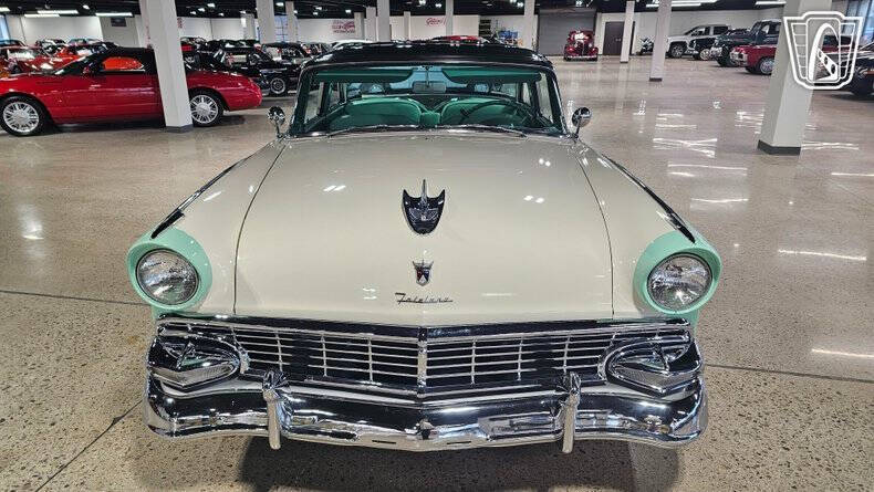 1956 Ford Crown Victoria