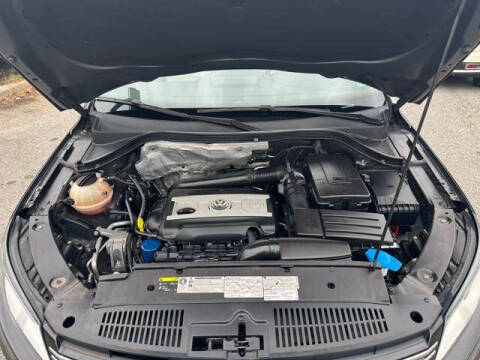 2017 Volkswagen Tiguan 2.0T Wolfsburg Edition 4Motion