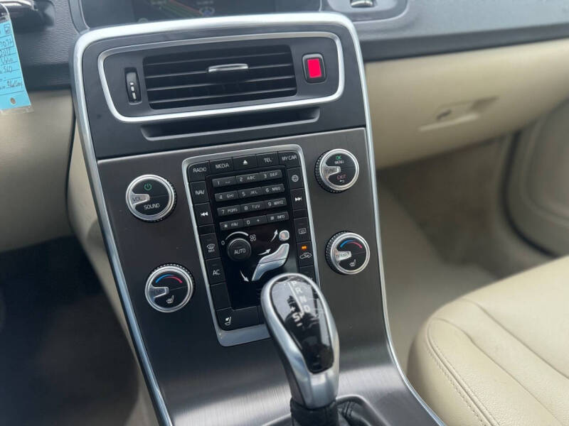 2015 Volvo S60 T5 Drive-E Premier