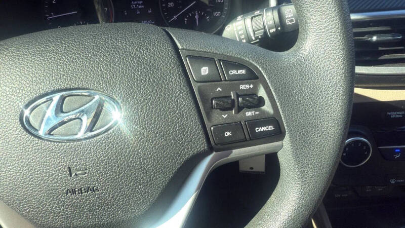 2020 Hyundai Tucson SE