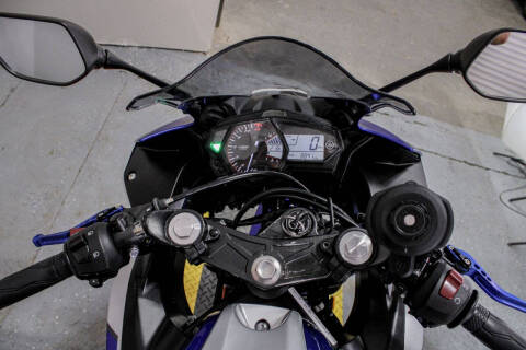2015 Yamaha YZF-R3