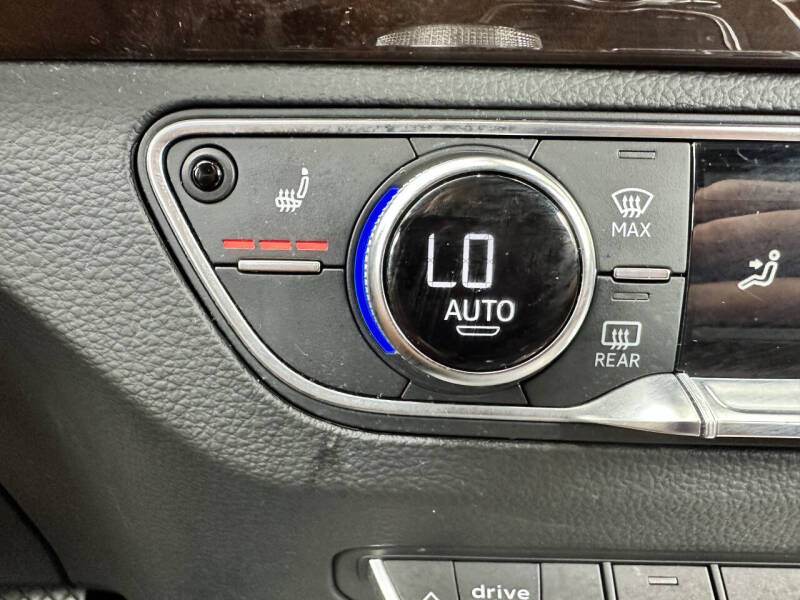 2020 Audi Q5 quattro Premium Plus 45 TFSI