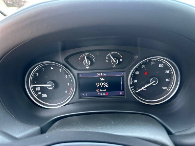 2022 Buick Enclave Essence