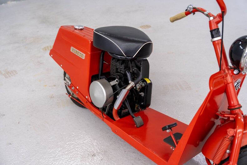 1959 Cushman Highlander Model 721-28