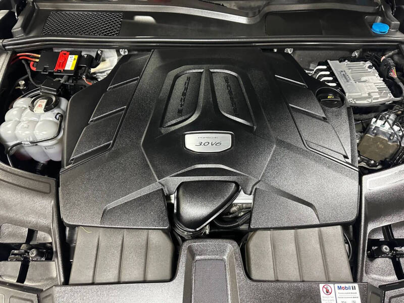 2022 Porsche Cayenne