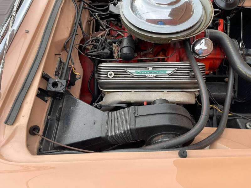 1956 Ford Thunderbird