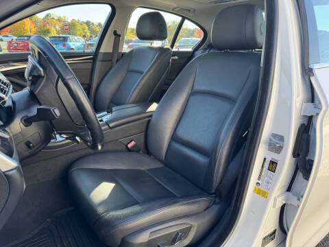 2016 BMW 5 Series 528i