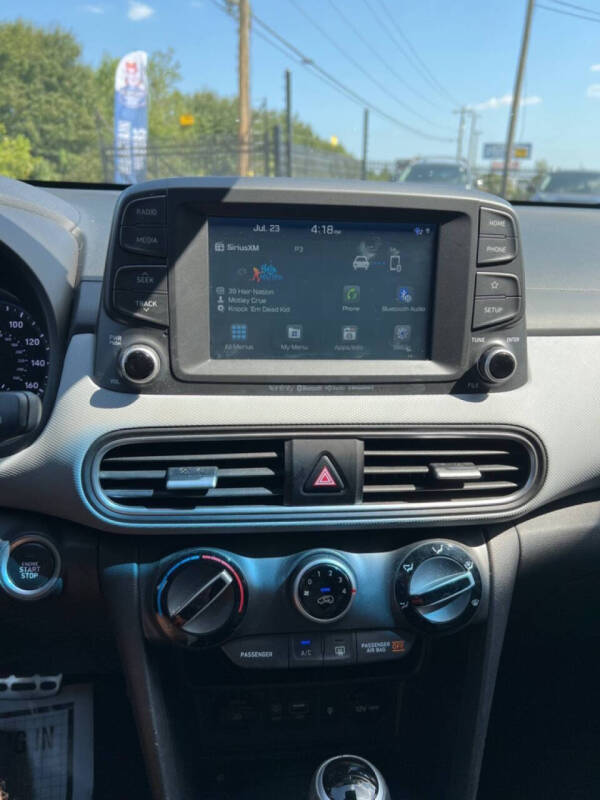 2021 Hyundai Kona SEL Plus