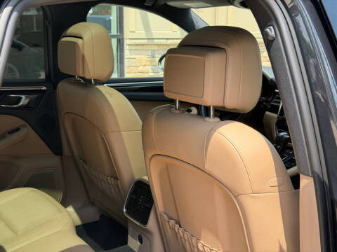 2023 Porsche Macan