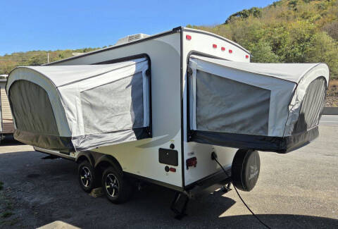 2017 Jayco Jay Feather