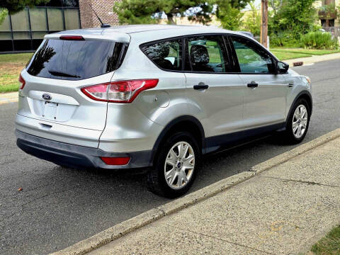 2015 Ford Escape S