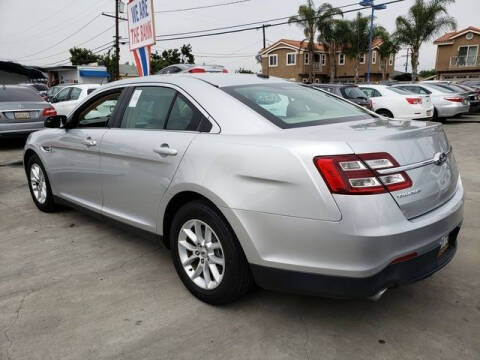 2015 Ford Taurus
