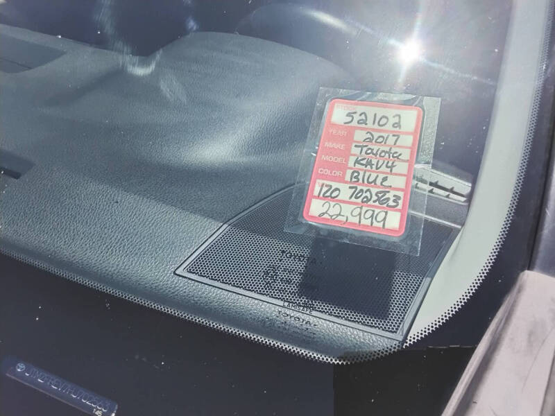 2017 Toyota RAV4 LE