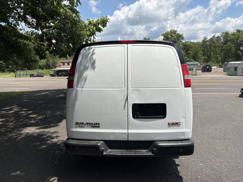 2016 GMC Savana 2500
