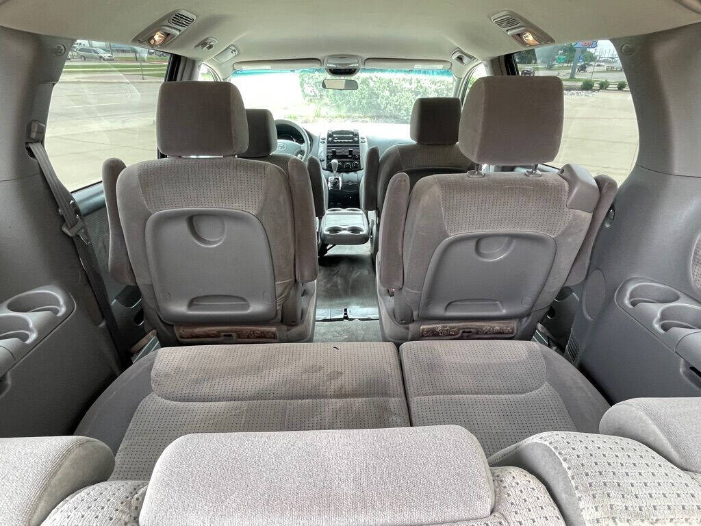 2007 Toyota Sienna for sale at Executive Auto Sales DFW LLC in Arlington, TX