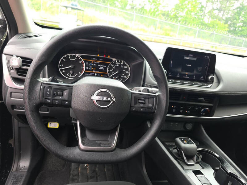 2025 Nissan Rogue S
