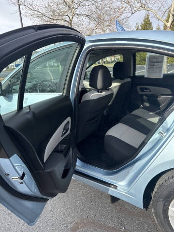 2011 Chevrolet Cruze LS