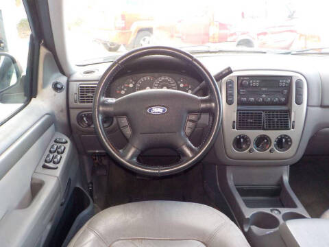 2005 Ford Explorer XLT