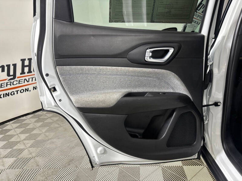 2023 Jeep Compass Sport