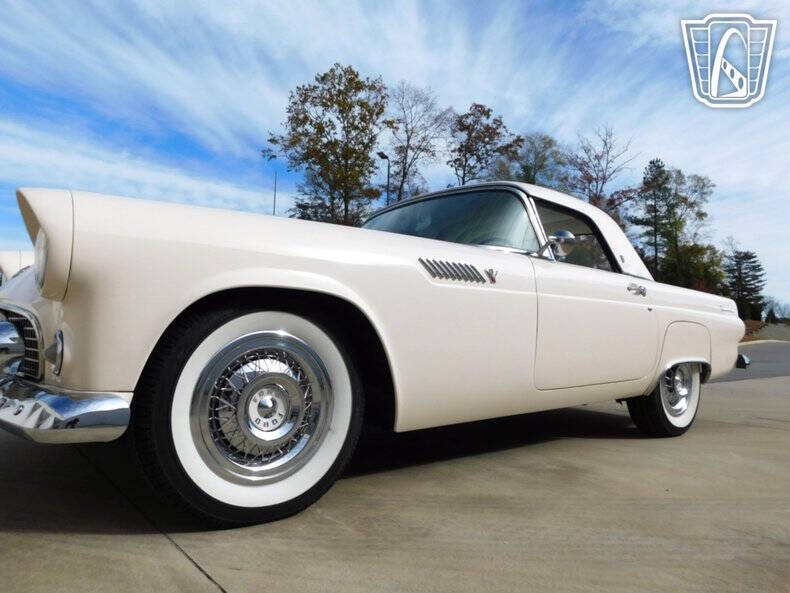 1955 Ford Thunderbird