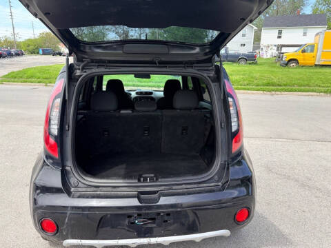 2017 Kia Soul +