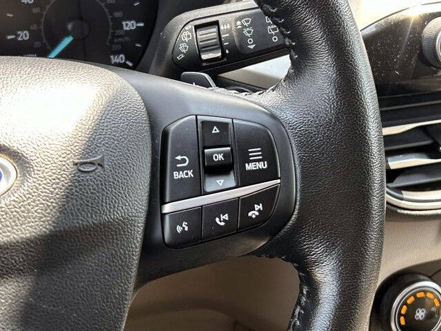 2020 Ford Escape SEL