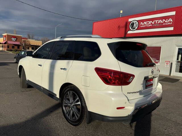 2017 Nissan Pathfinder Platinum