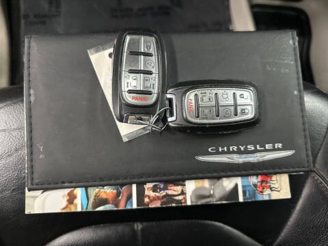 2017 Chrysler Pacifica Touring-L