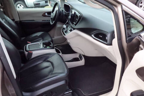 2018 Chrysler Pacifica Touring L Plus