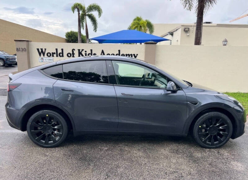 2023 Tesla Model Y Long Range