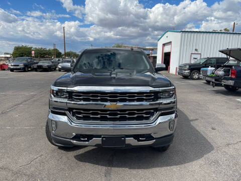 2017 Chevrolet Silverado 1500 for sale at GREAT CHOICE AUTO SALES LLP in Albuquerque NM