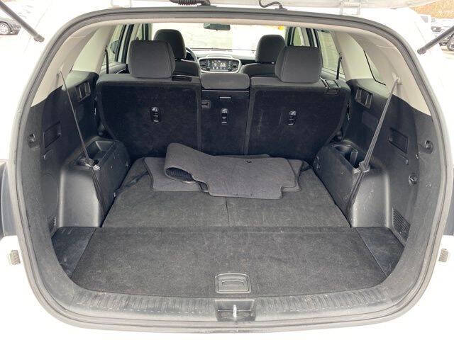 2019 Kia Sorento LX V6